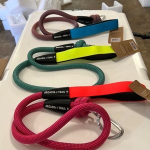 Paracord leash